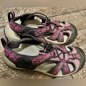 Keen Purple Waterproof Trail Sandals Womens 6.5 Great Condition